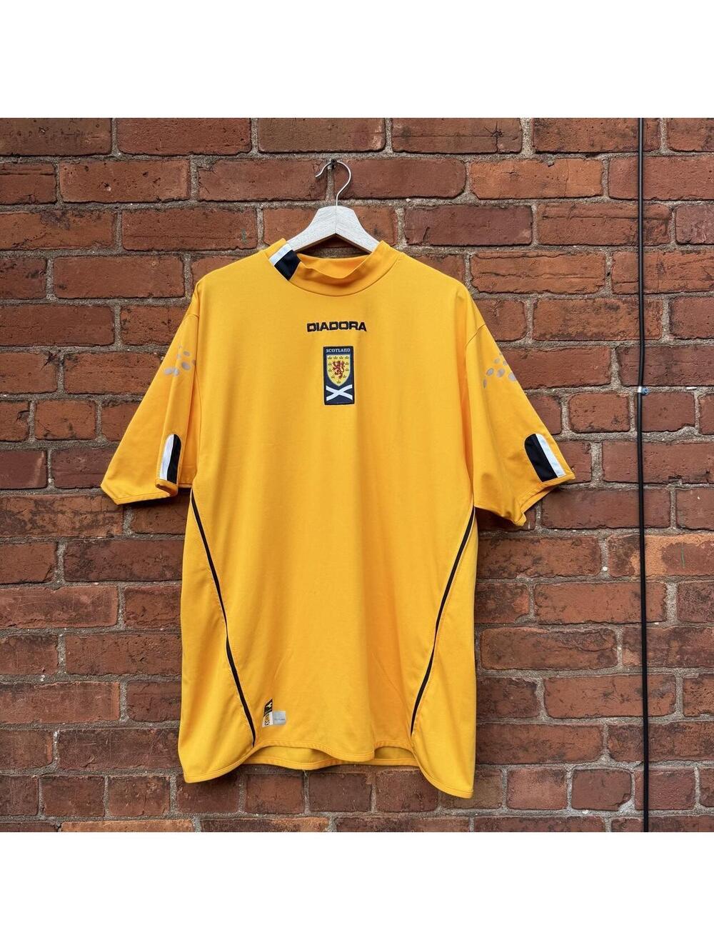 Vintage diadora Scotland soccer Jersey 2004-2006 L